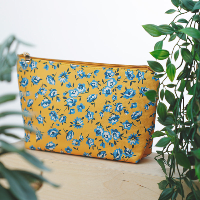 Peony Pick of the Bunch Medium PVC Toiletry Makeup Wash Bag