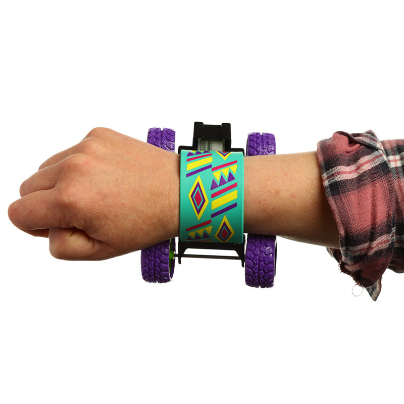 Fun Kids Pull Back Snap Bracelet Skateboard Toy